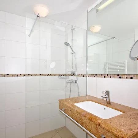 Rex Rugia 14-5 Mit Sauna- Und Schwimmbadnutzung Im Ahoi Sellin Apartmán *
